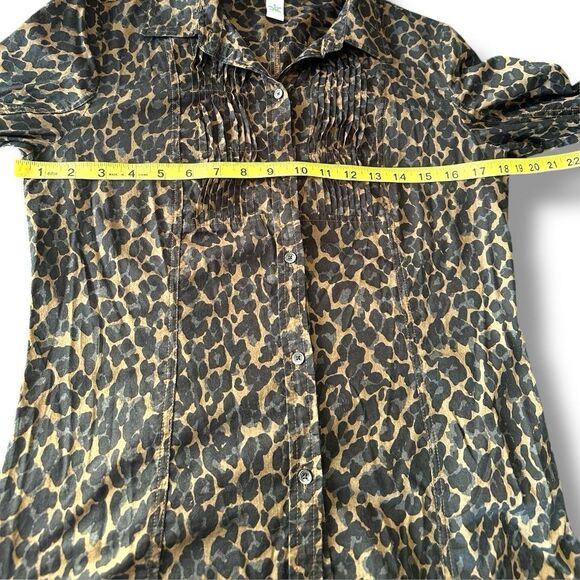 Calvin Klein Lightweight Animal Print Pleated Blouse Button Up Roll Tab Sleeve S - Picture 7 of 8